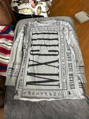 Divided sweatshirt size medium , please read description